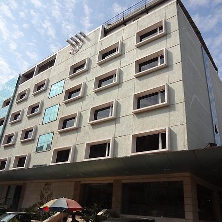 ויסאקפאטנם Hotel Budhil Park מראה חיצוני תמונה