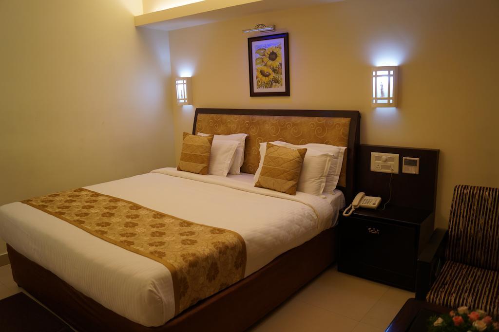 ויסאקפאטנם Hotel Budhil Park חדר תמונה