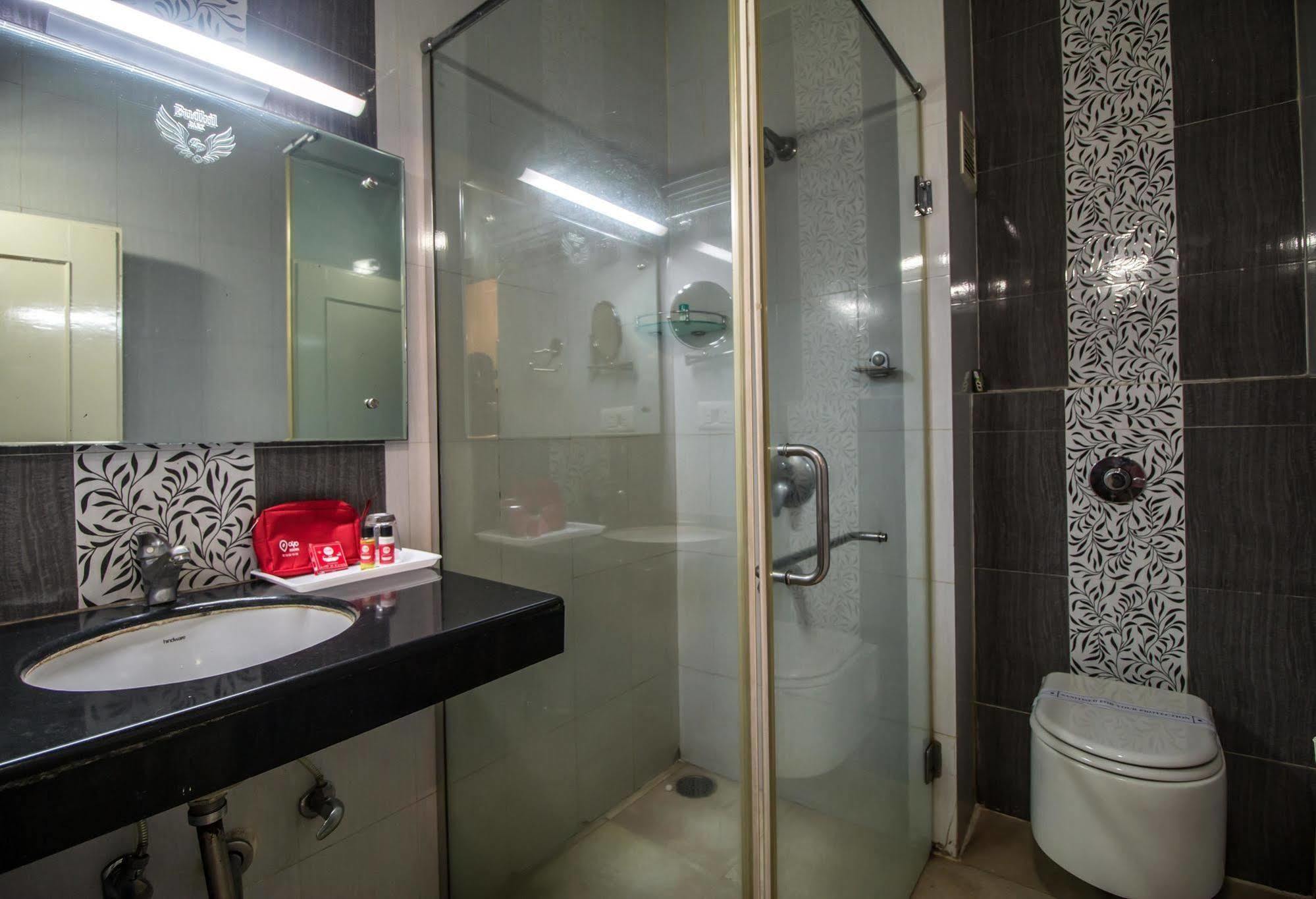 ויסאקפאטנם Hotel Budhil Park מראה חיצוני תמונה